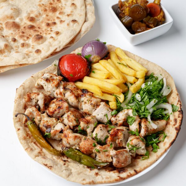 Shish taouk meal