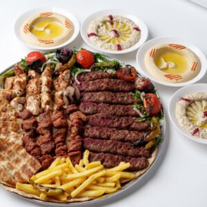 وجبة مشويات عائلية